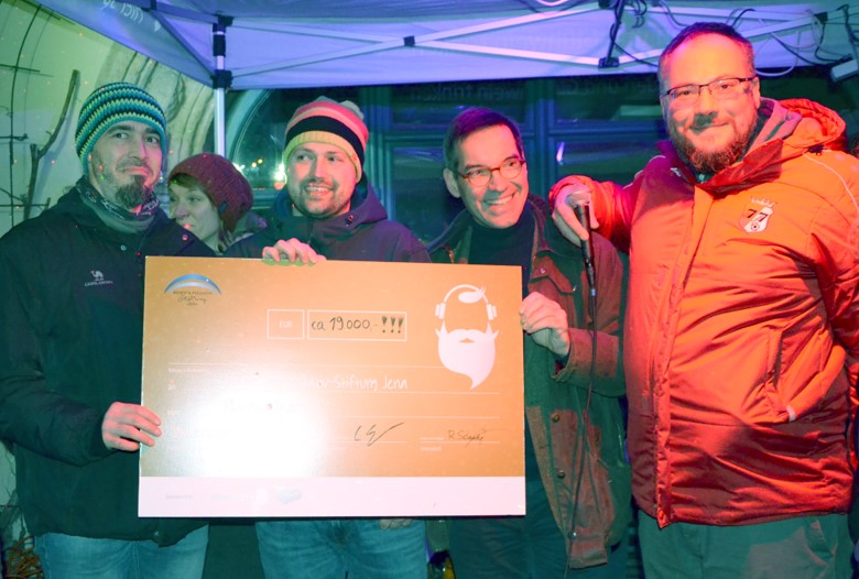 Musikalischer Weihnachtskalender sammelt 19.000 Euro für die Hospiz & Palliativ Stiftung Jena